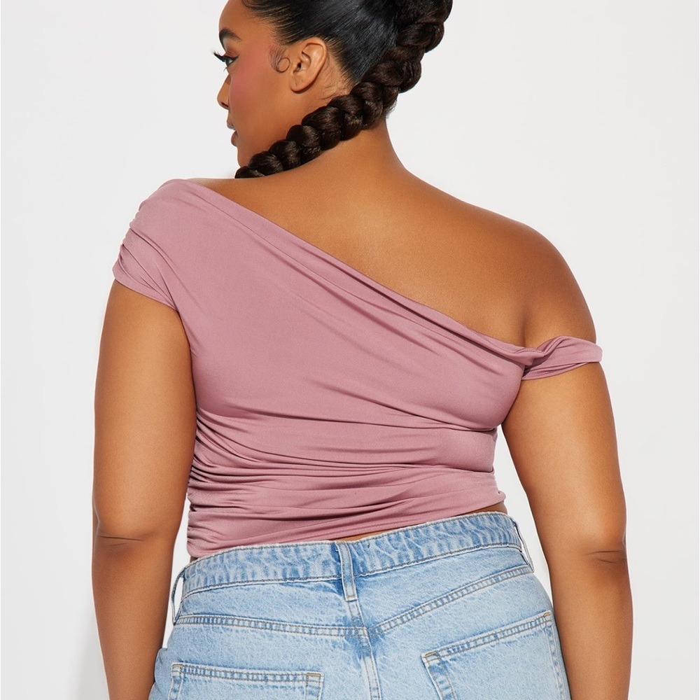 NWT One Shoulder Top Mauve Ruched Crop Top - Picture 2 of 5